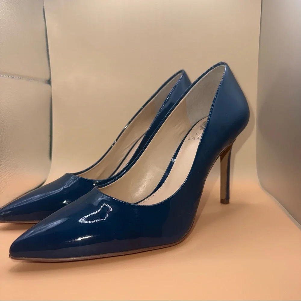 Vince Camuto glossy teal
